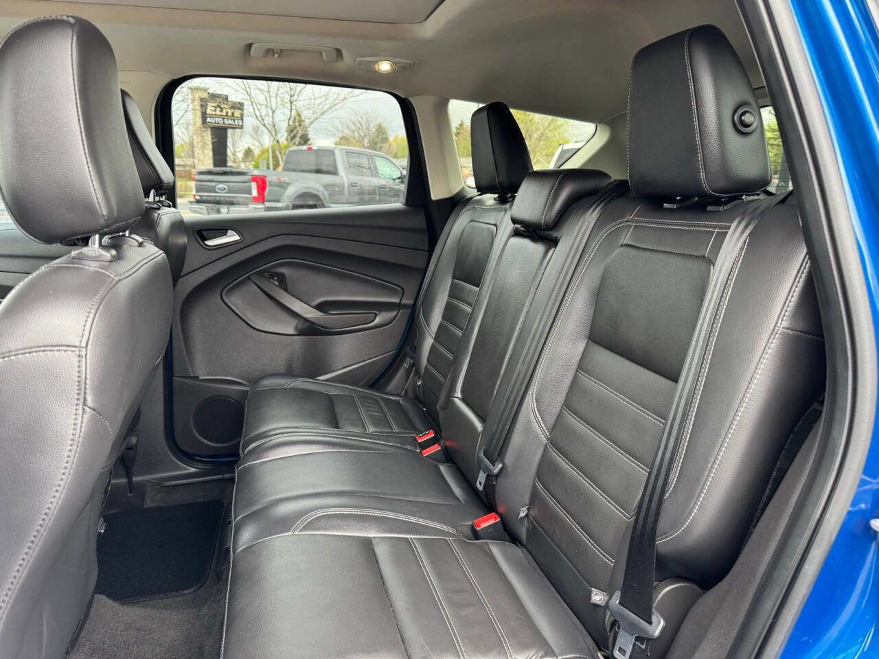 Used 2018 Ford Escape SEL w/ Canadian Touring Package AWD/4WD image 29