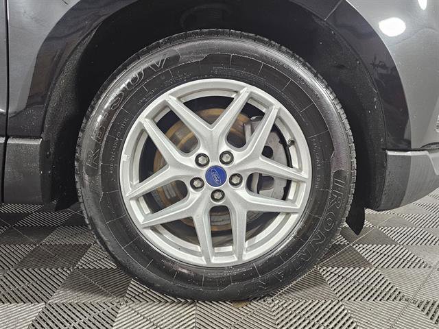 Used 2022 Ford Edge SEL image 12