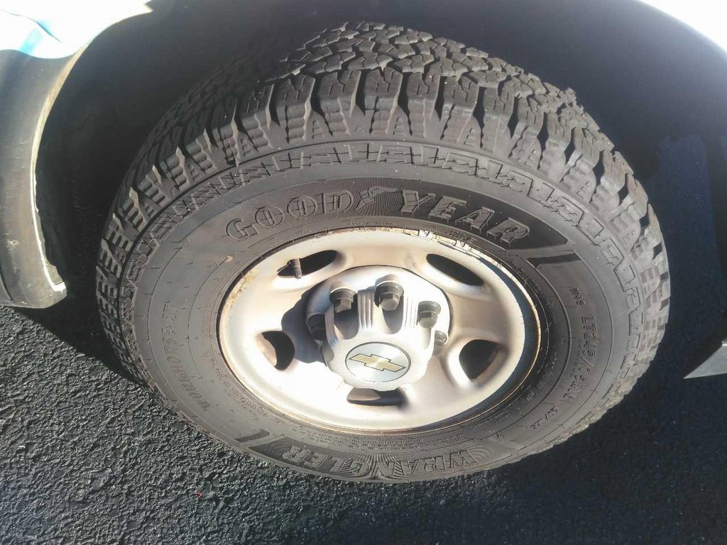 Used 2022 Chevrolet Express 2500 w/ Communications Package image 11