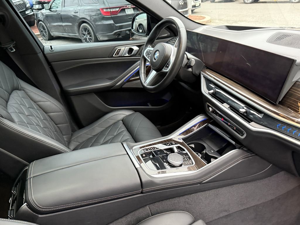 Used 2024 BMW X6 xDrive40i w/ Premium Package AWD/4WD image 28