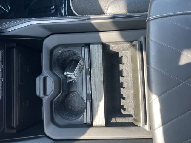 Used 2025 RAM 1500 Limited AWD/4WD image 13