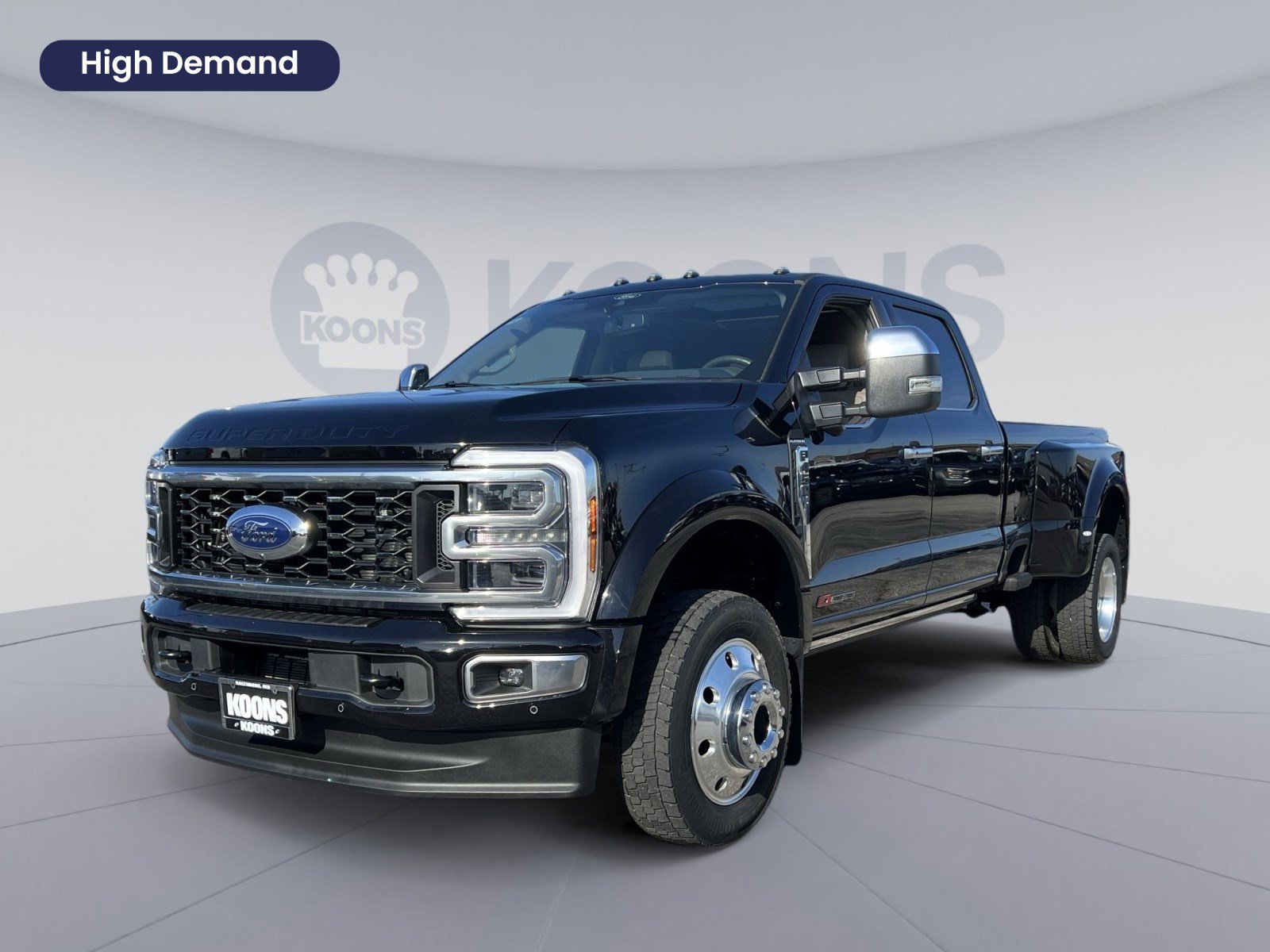 Certified 2025 Ford F450 Platinum w/ Platinum Plus Package