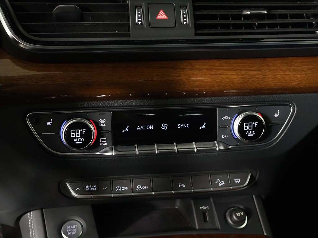 Used 2023 Audi Q5 2.0T Premium Plus w/ Premium Plus Package AWD/4WD image 47