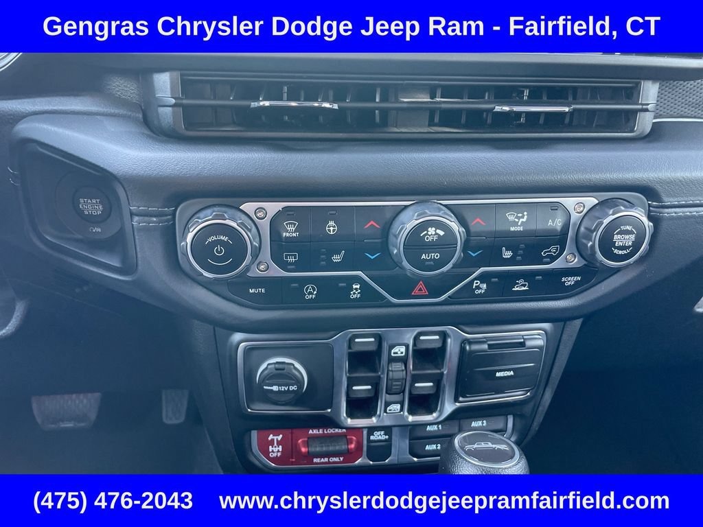 Certified 2025 Jeep Gladiator Mojave w/ Safety Group AWD/4WD image 48