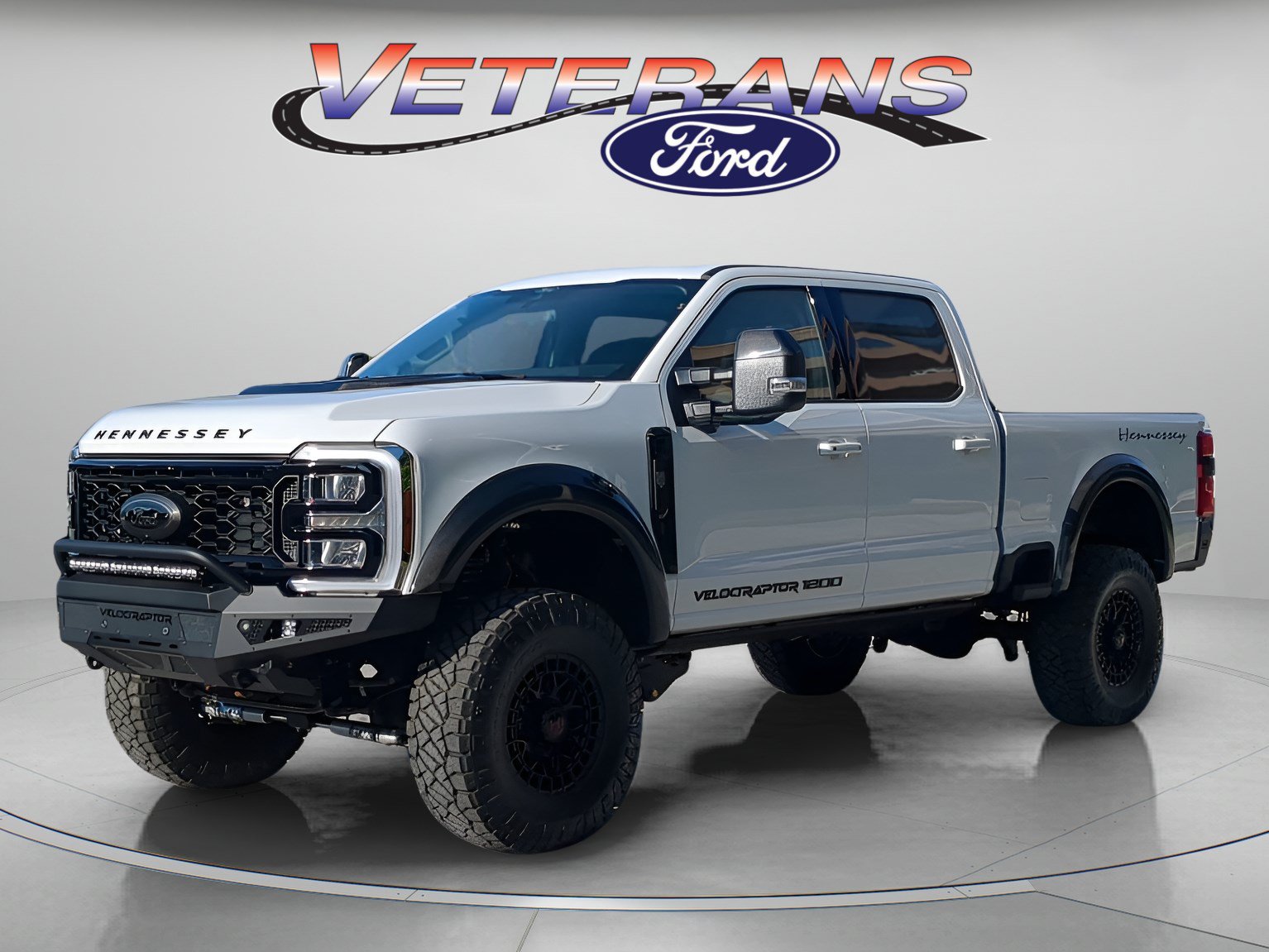 New 2026 Ford F250 Lariat w/ Black Appearance Package AWD/4WD image 1