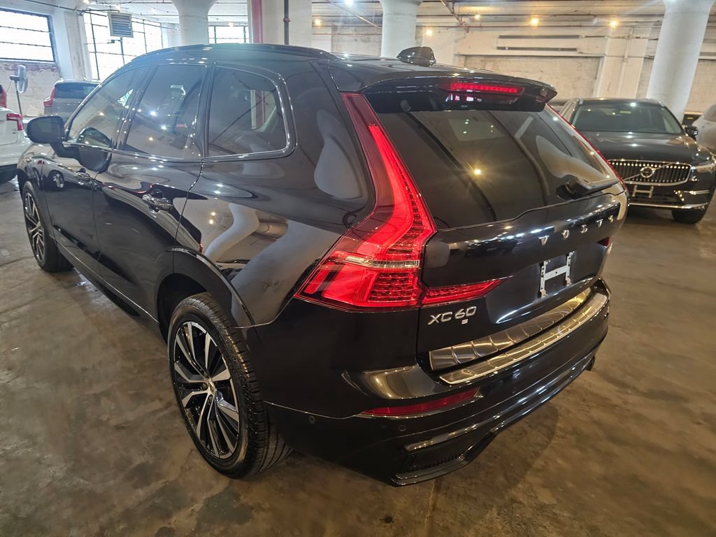 Certified 2023 Volvo XC60 B5 Plus w/ Climate Package AWD/4WD image 2