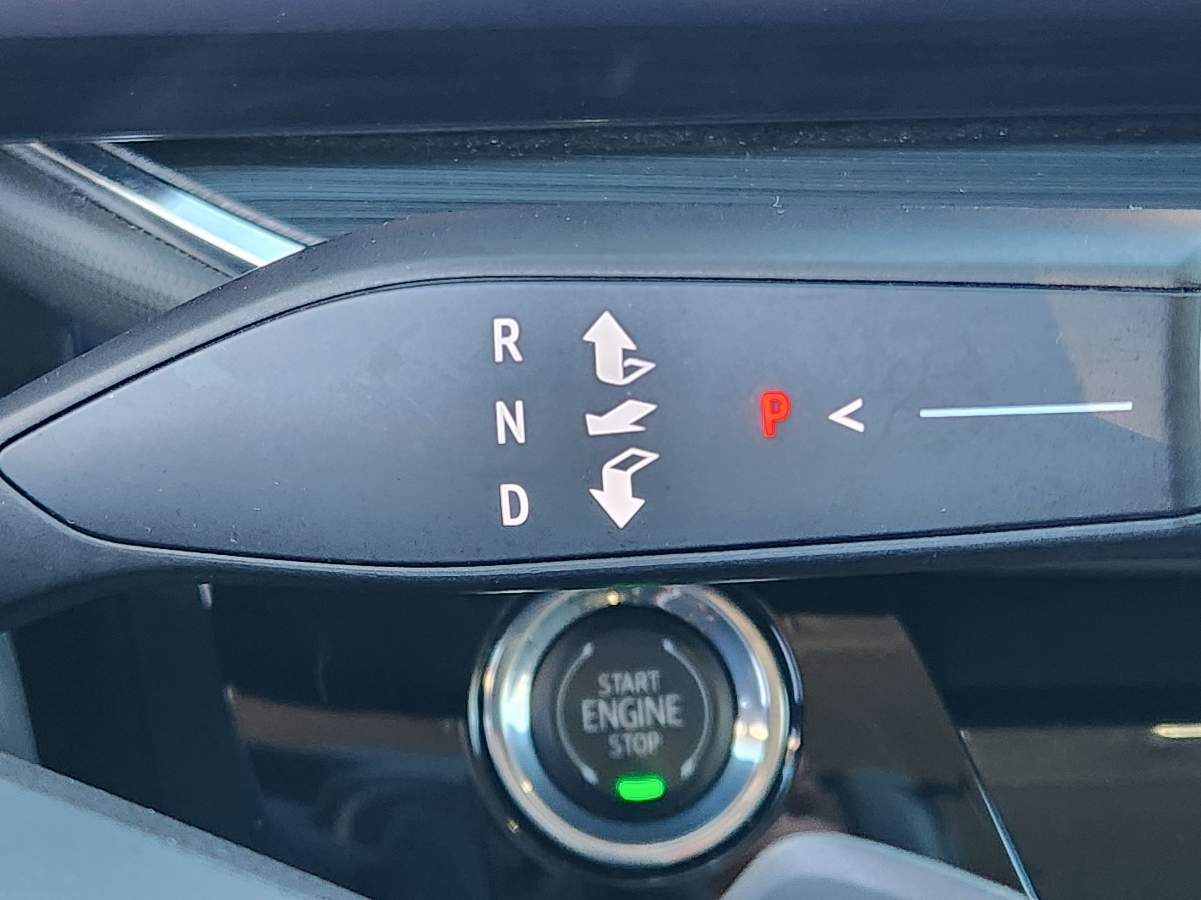 Certified 2025 Buick Envision Preferred image 32