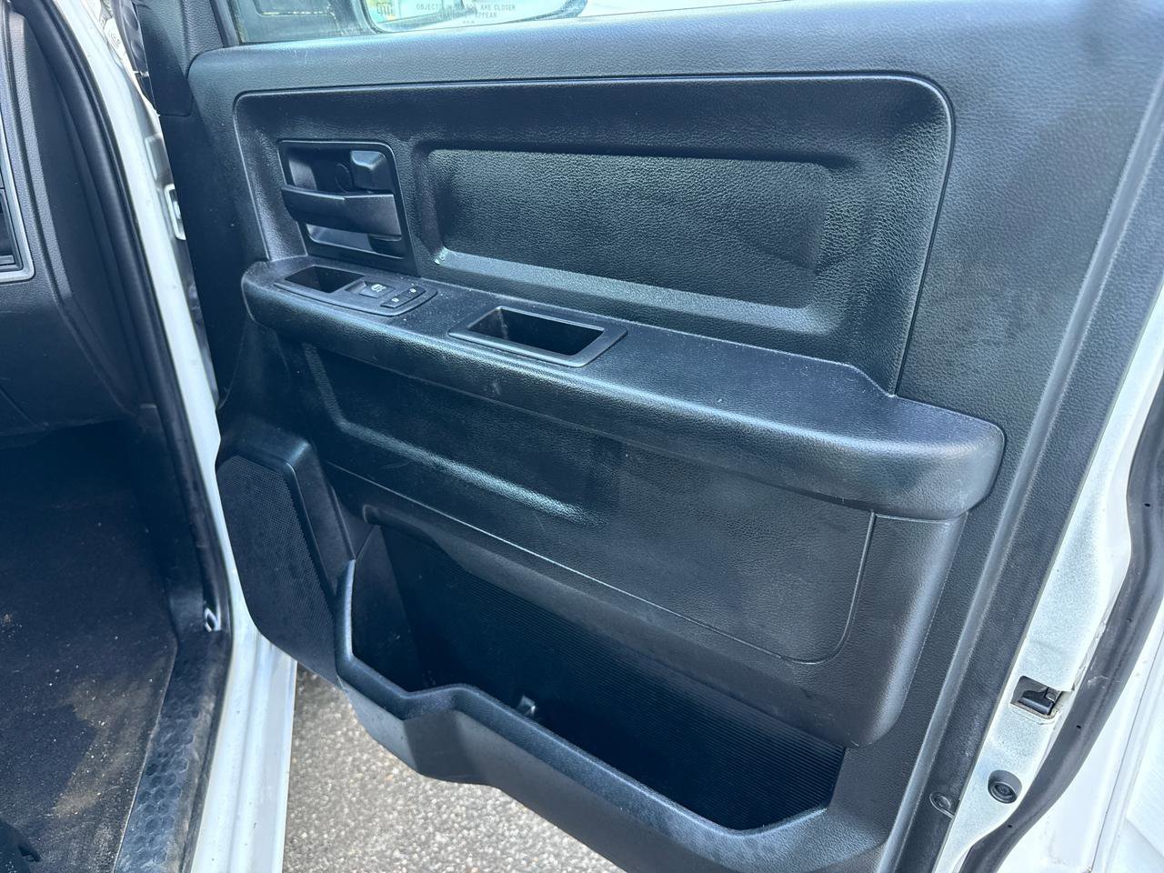 Used 2020 RAM 1500 Tradesman w/ Chrome Plus Package RWD image 18