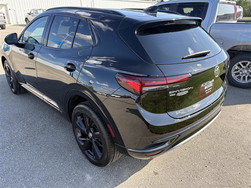 Used 2023 Buick Envision Preferred w/ Sport Touring Package image 4