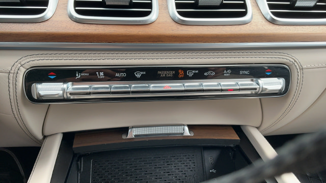 Certified 2025 Mercedes-Benz GLE 53 AMG 4MATIC Coupe image 16