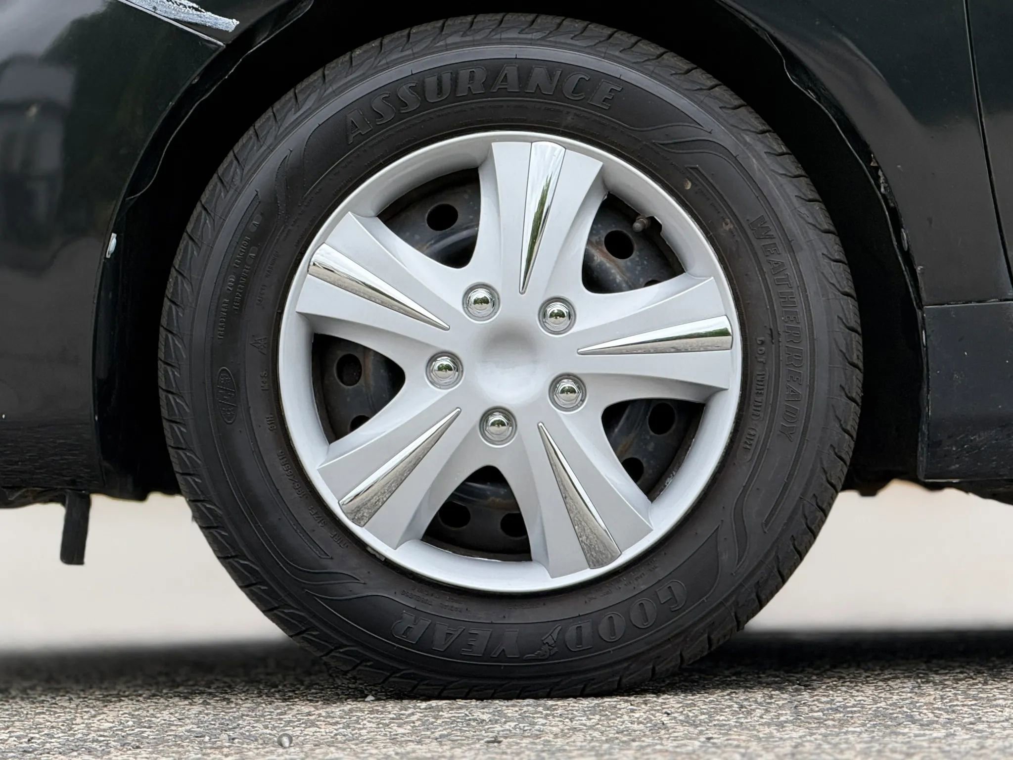 Used 2010 Toyota Corolla LE FWD image 29