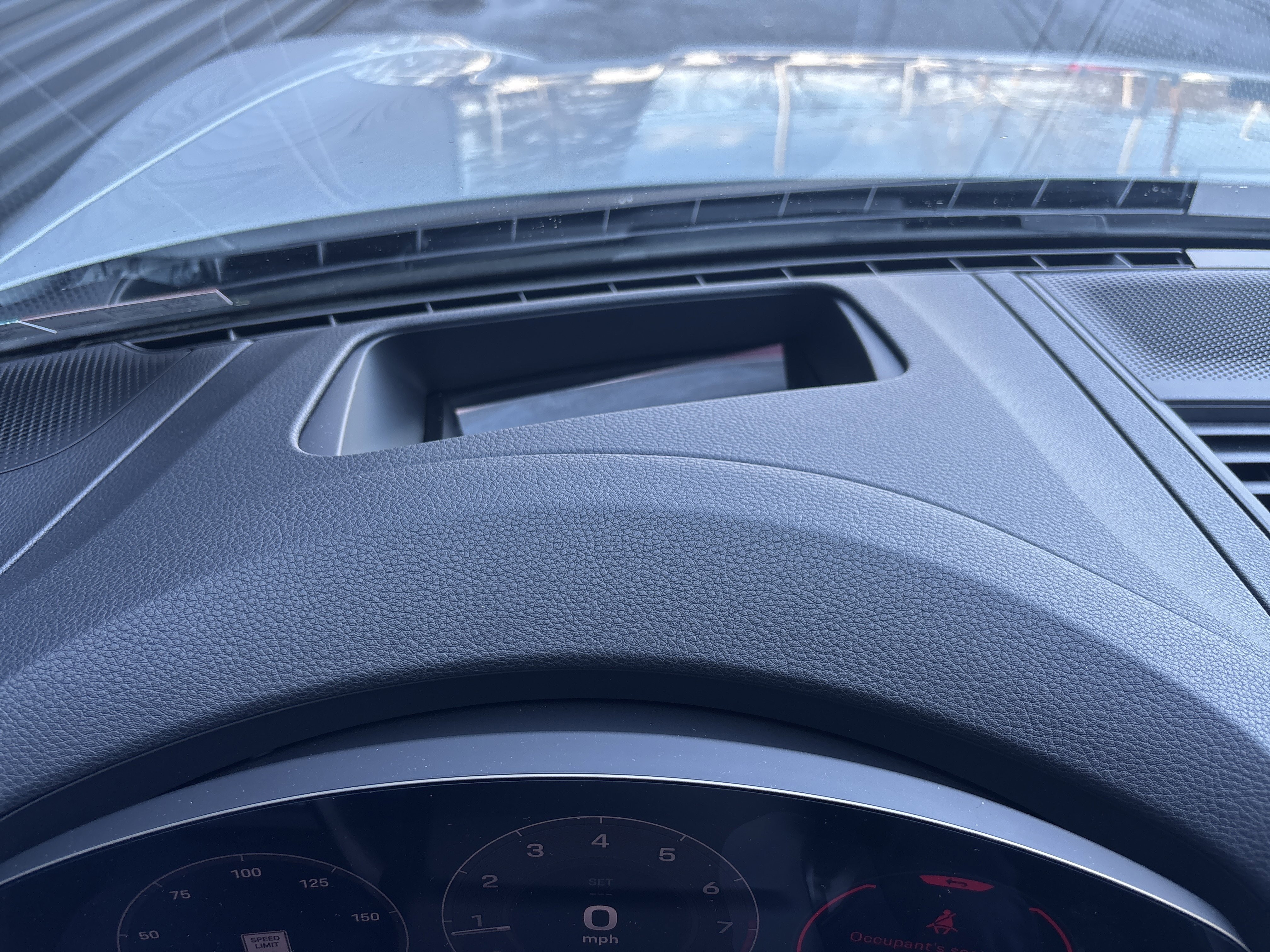 Certified 2024 Porsche Panamera image 26