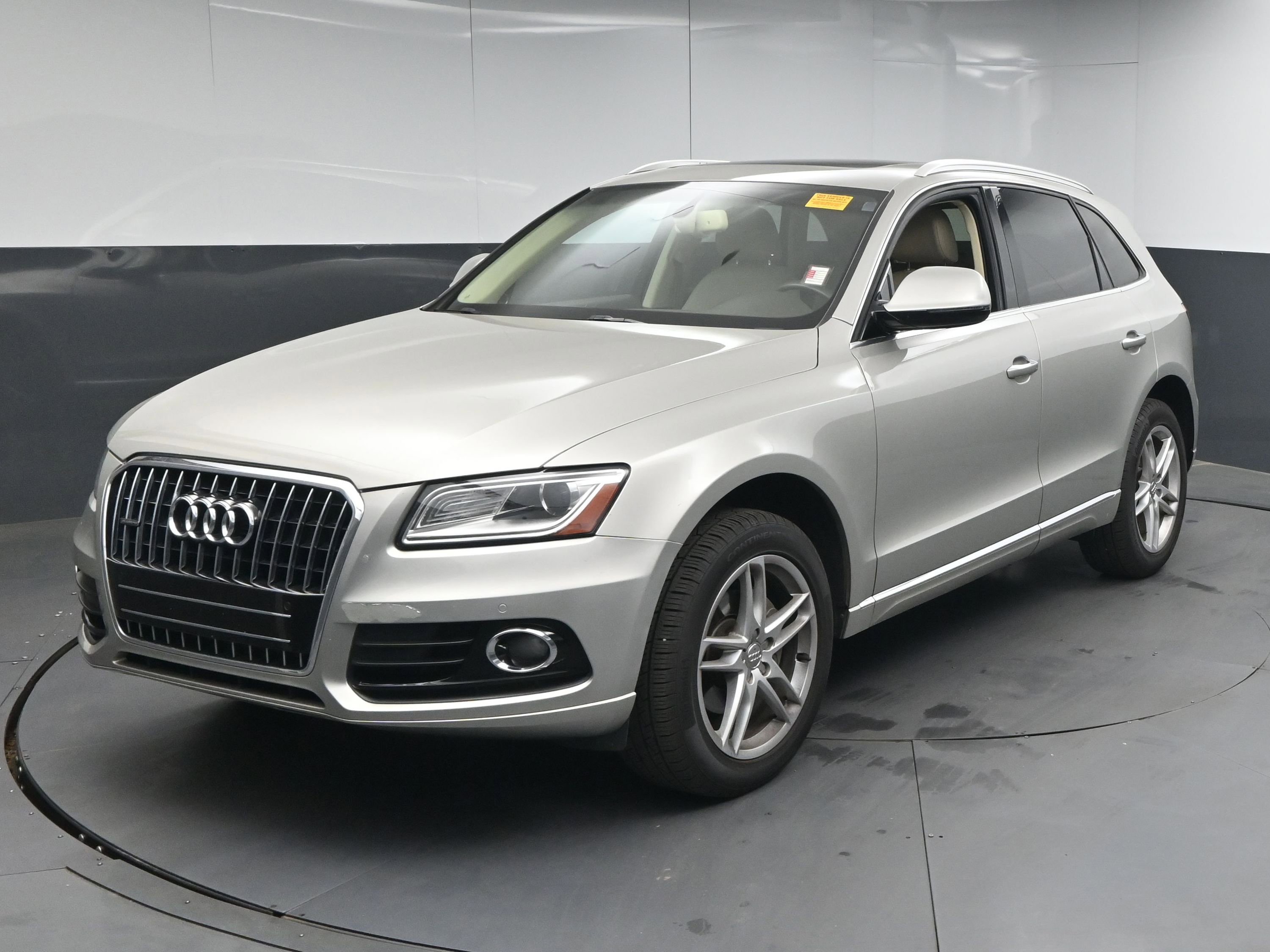 Used 2016 Audi Q5 2.0T Premium Plus w/ Technology Package image 1