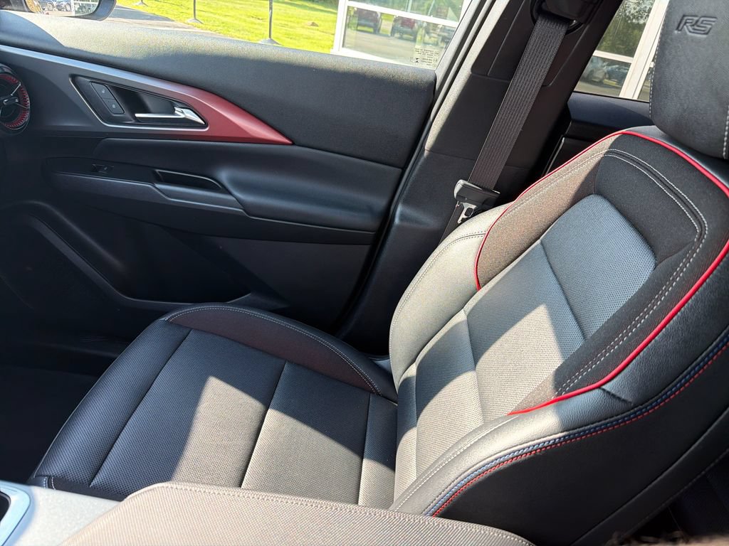 Used 2024 Chevrolet Equinox EV RS FWD image 22