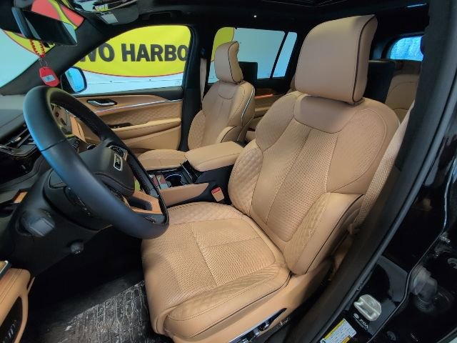 Used 2024 Jeep Grand Cherokee L Summit image 13