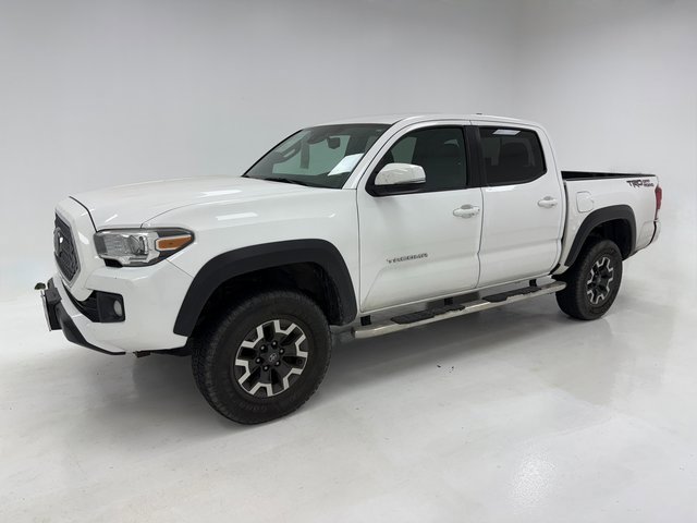 Used 2019 Toyota Tacoma TRD Off-Road image 5