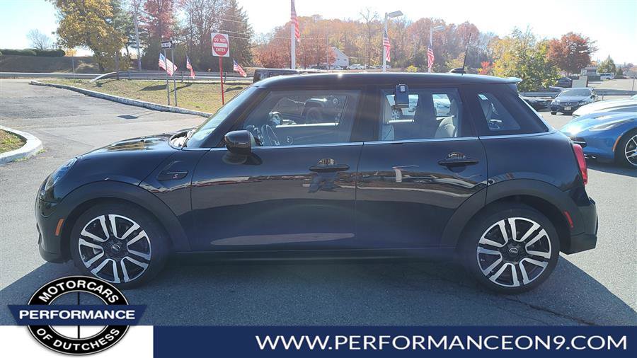 Used 2022 MINI Cooper S image 6