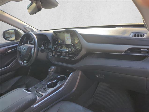 Used 2021 Toyota Highlander Limited image 27