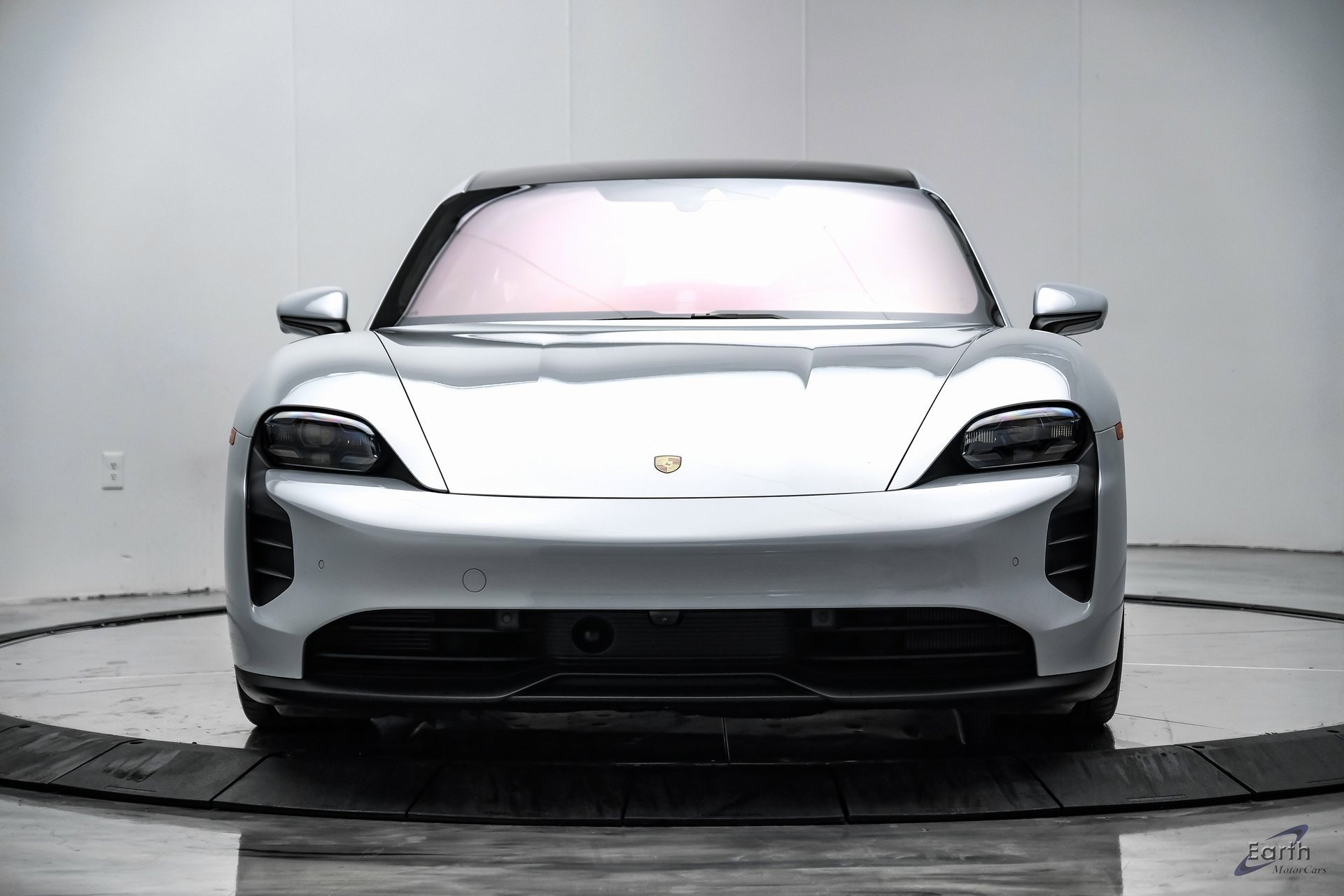 Used 2023 Porsche Taycan GTS w/ Premium Package image 25