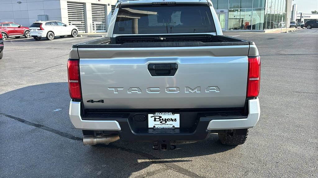 Used 2024 Toyota Tacoma TRD Off-Road AWD/4WD image 30