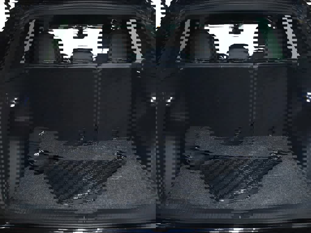 Used 2024 Volkswagen Atlas Cross Sport SE image 29