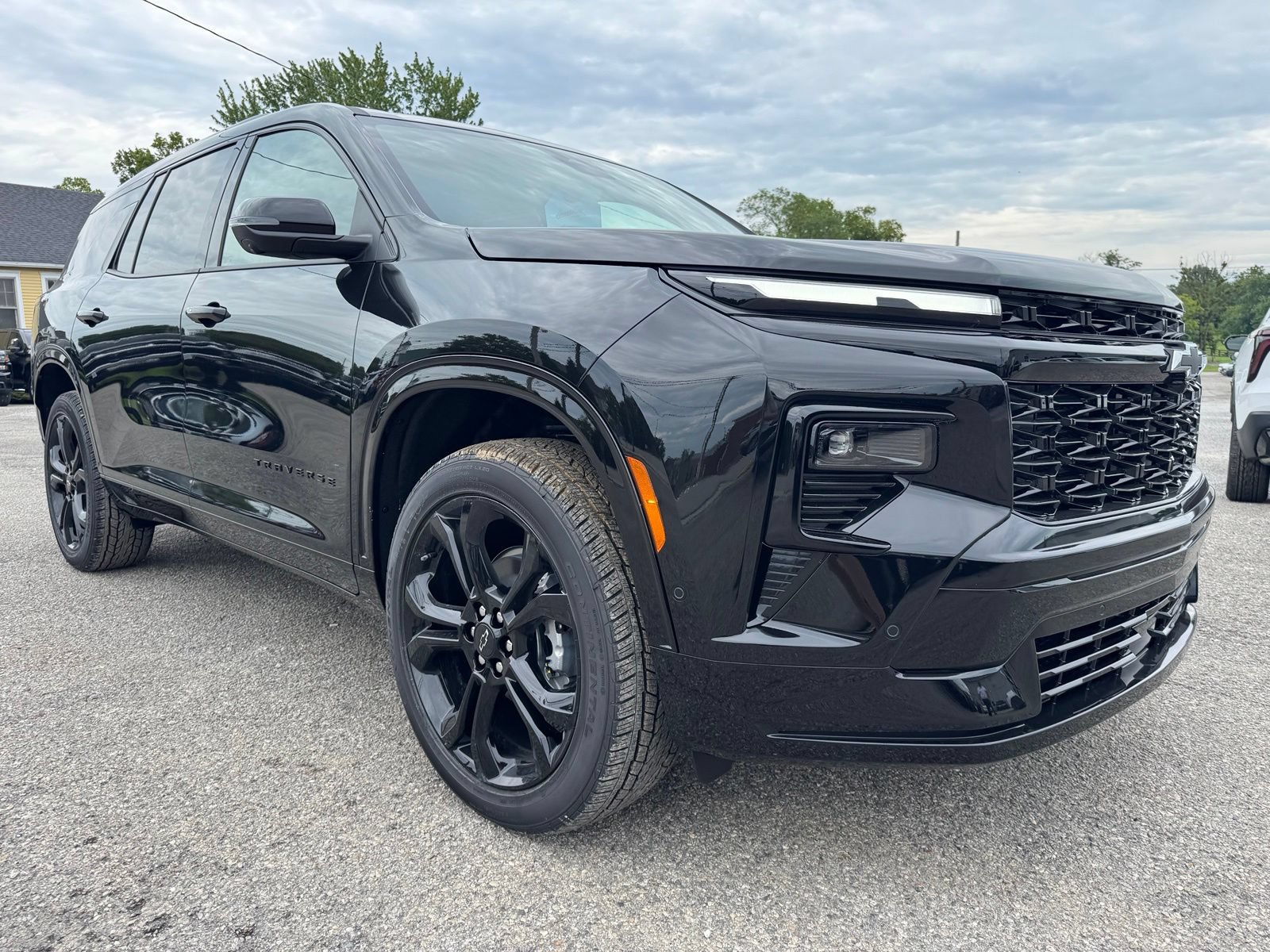 New 2027 Chevrolet Traverse RS AWD/4WD image 8