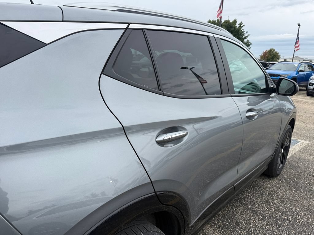 Used 2024 Buick Encore GX Sport Touring AWD/4WD image 38