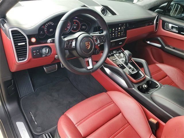 Used 2023 Porsche Cayenne Turbo AWD/4WD image 4