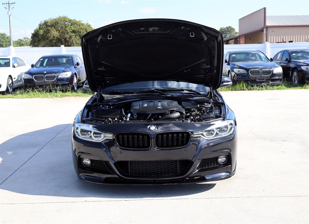 Used 2016 BMW 340i Sedan w/ M Sport Package RWD image 43