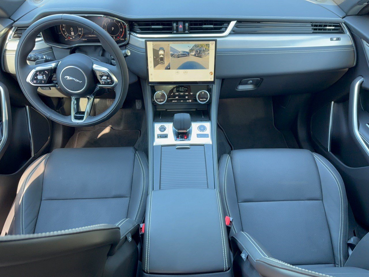New 2026 Jaguar F-PACE R-Dynamic S AWD/4WD image 17
