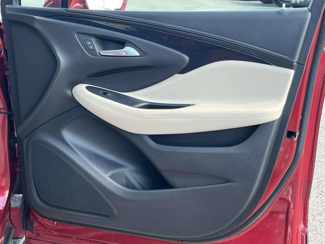 Used 2017 Buick Envision Essence FWD image 27