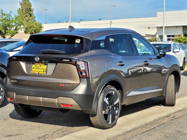 New 2025 Nissan Kicks SR w/ SR Premium Package image 3