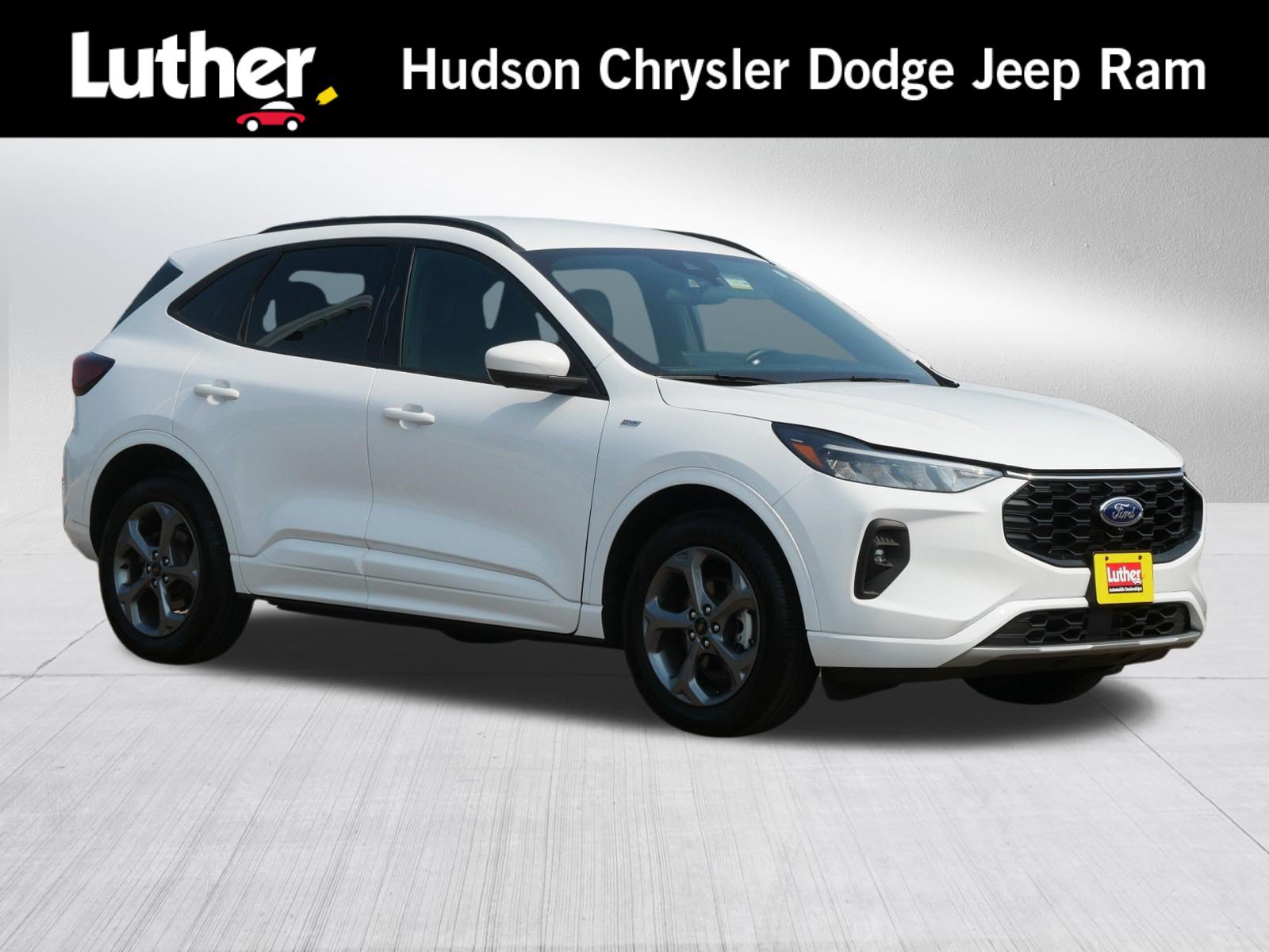 Used 2023 Ford Escape ST-Line Select w/ Tech Pack #2 AWD/4WD image 1
