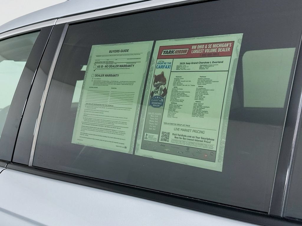 Certified 2025 Jeep Grand Cherokee L Overland w/ Rear Seat Video Group I AWD/4WD image 16