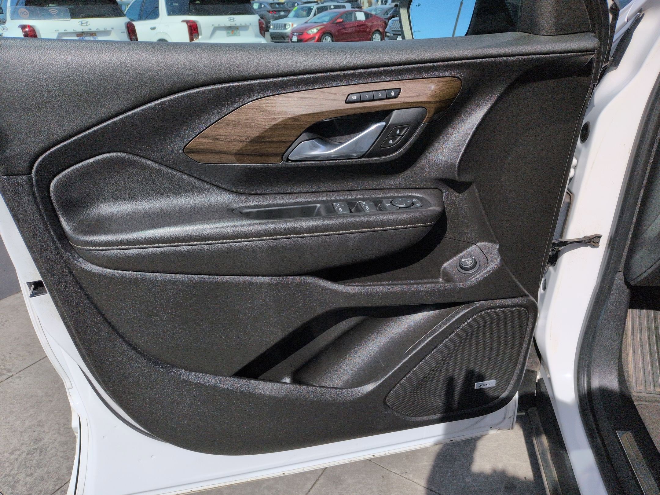 Used 2020 GMC Terrain Denali w/ Denali Premium Package image 13