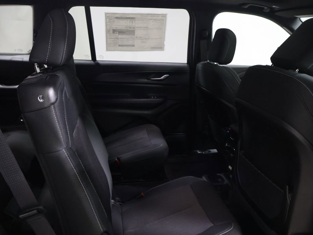 New 2026 Jeep Grand Cherokee L Laredo AWD/4WD image 14