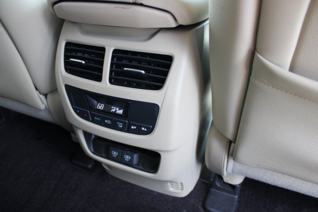Used 2020 Acura MDX w/ Technology Package FWD image 38