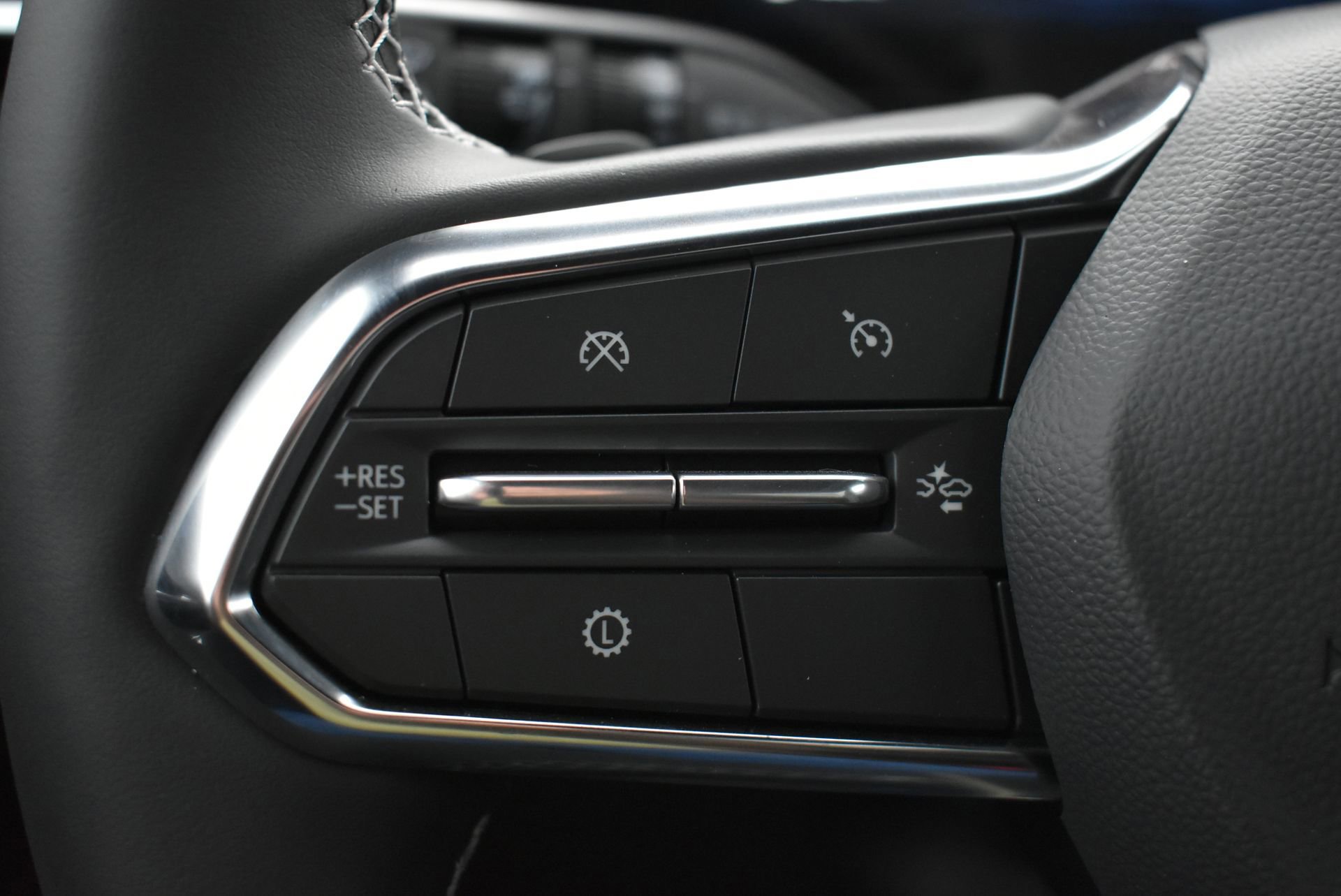 New 2026 Chevrolet Traverse LT w/ Sun and Wheel Package image 23