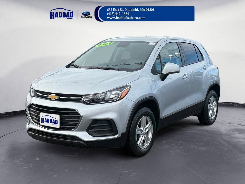Used 2022 Chevrolet Trax LS w/ Tint and Cruise Package image 1