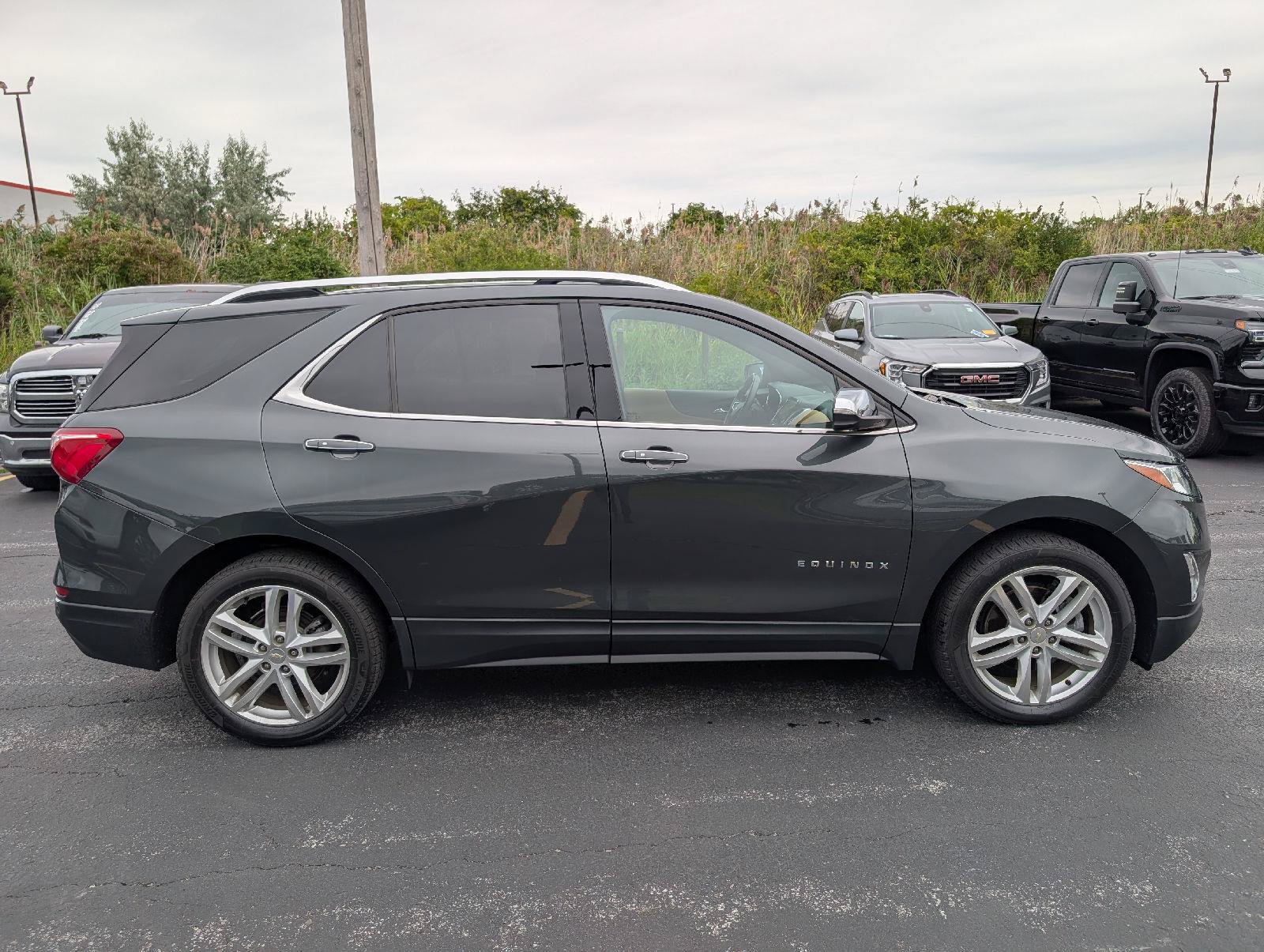 Used 2019 Chevrolet Equinox Premier AWD/4WD image 11