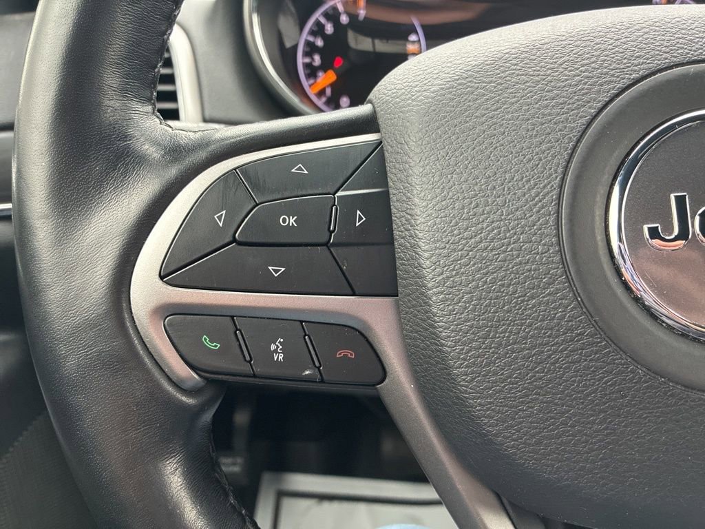 Used 2021 Jeep Grand Cherokee Limited image 21