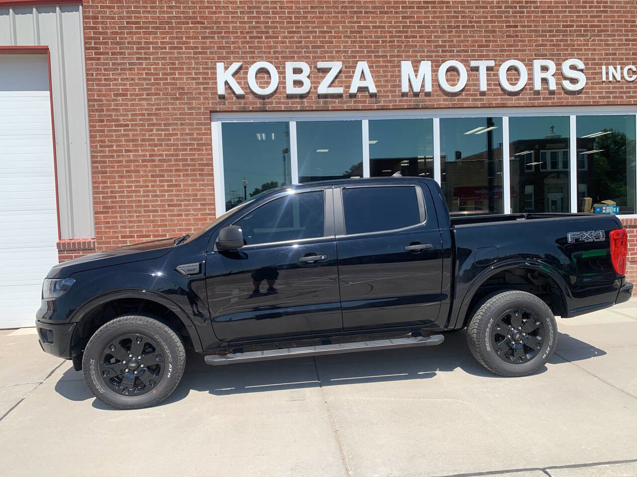 Used 2021 Ford Ranger XLT w/ Equipment Group 302A High image 5