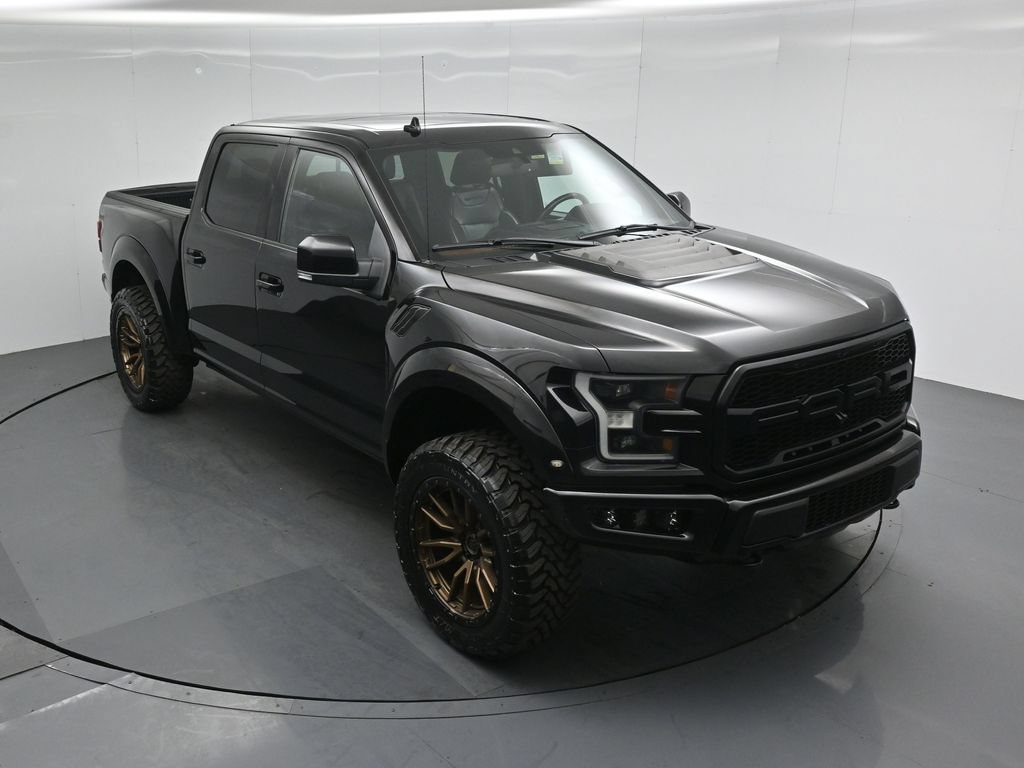 Used 2019 Ford F150 Raptor w/ Equipment Group 802A Luxury AWD/4WD image 38