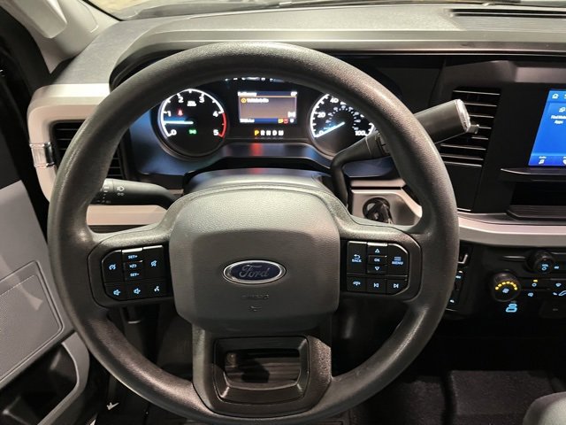Used 2025 Ford F350 XL w/ XL Chrome Package image 17