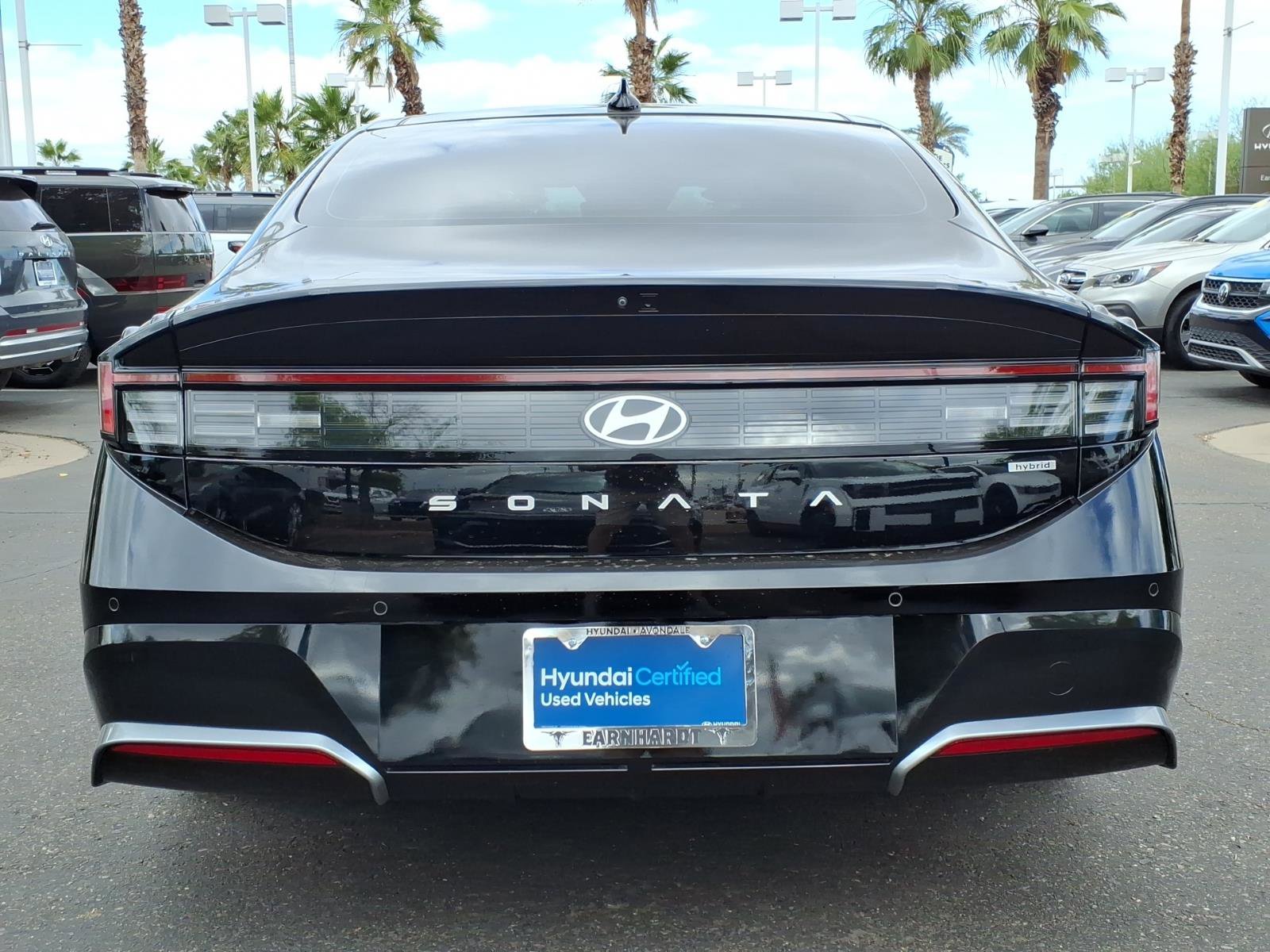 Certified 2025 Hyundai Sonata Limited FWD image 4