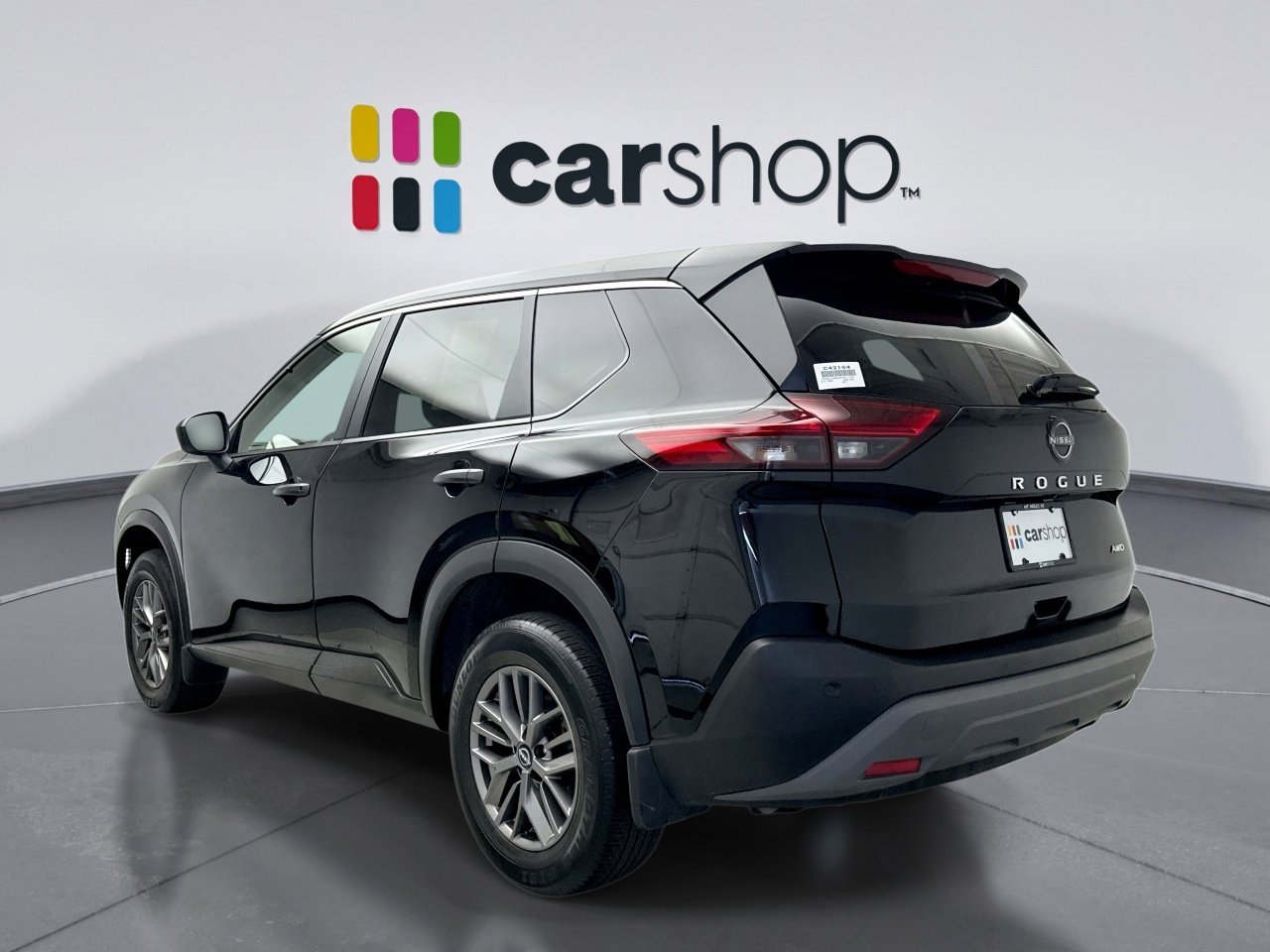 Used 2023 Nissan Rogue S AWD/4WD image 3
