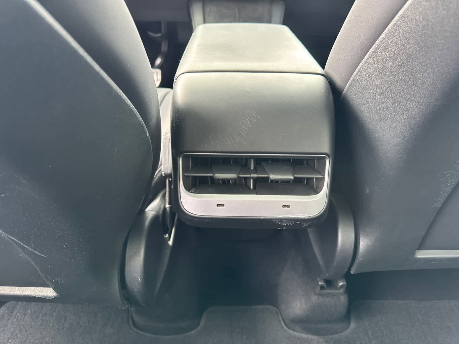 Used 2025 Tesla Model Y Performance image 28