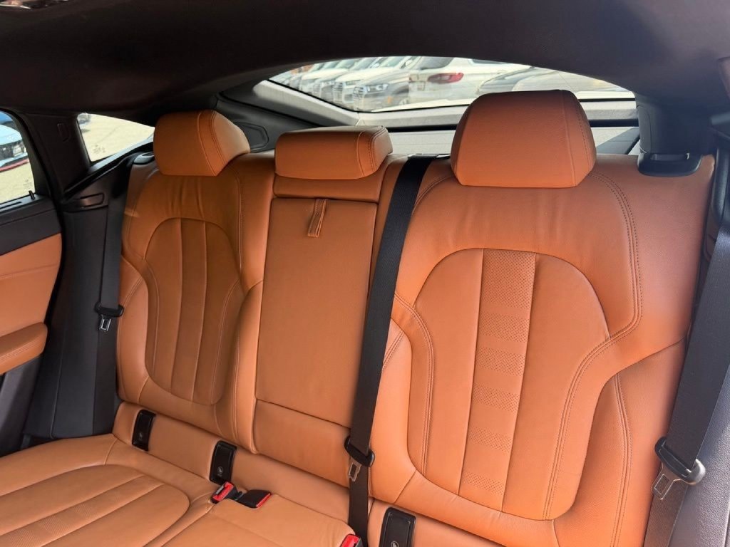Used 2021 BMW X6 M50i w/ Executive Package AWD/4WD image 20