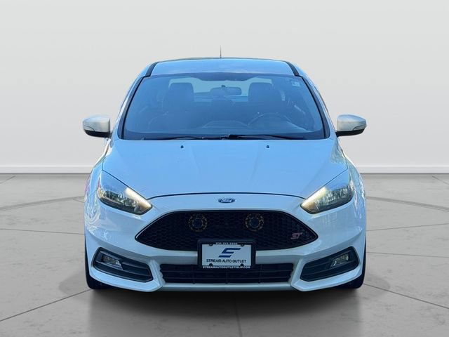 Used 2015 Ford Focus ST FWD image 2