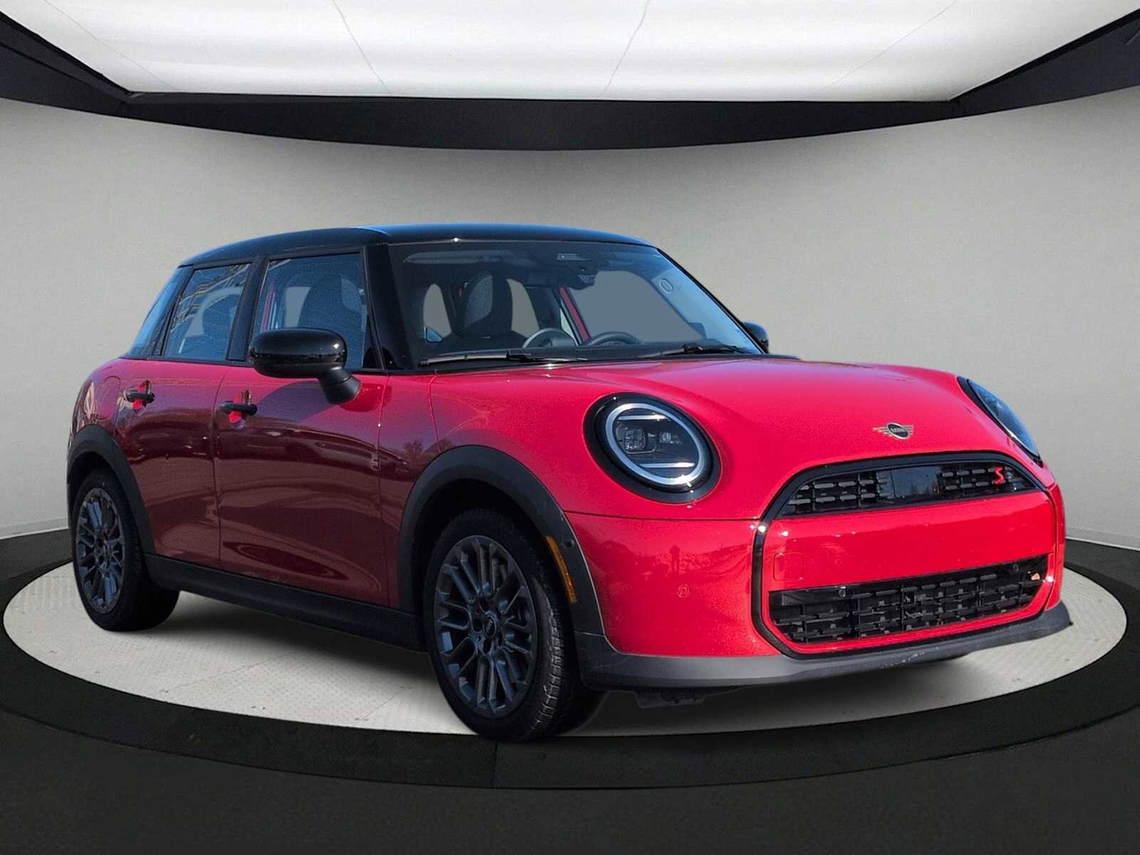 Used 2025 MINI Cooper S image 2